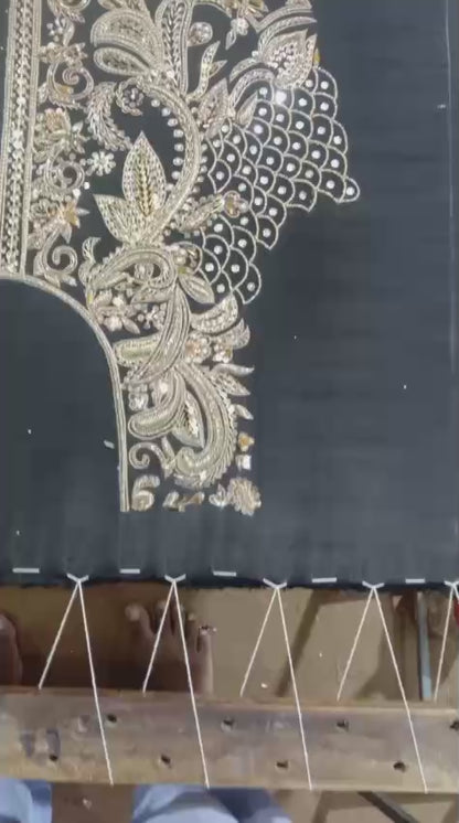 Jaan-e-Adaa – Sajal Edit Embroidered 3-Piece Suit
